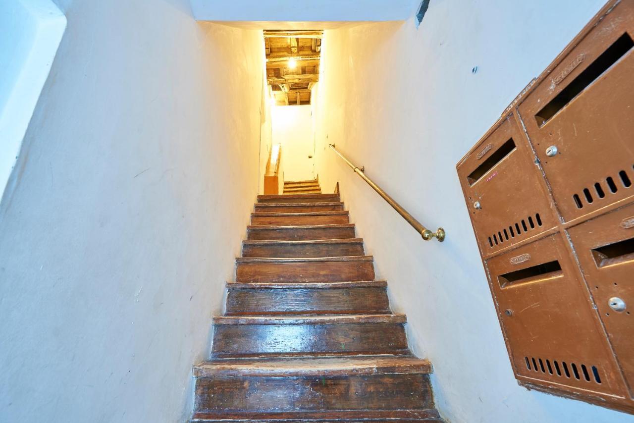 Duque In Chiado II Apartment Lisbon Room photo